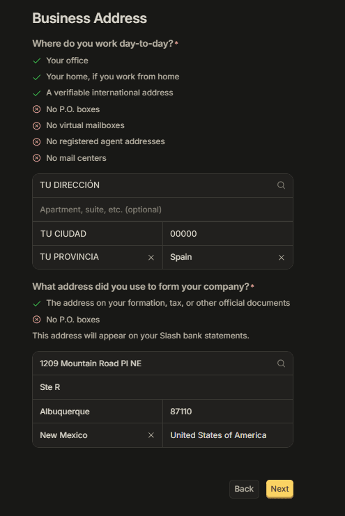 Pantalla Business Address de Slash con la dirección de trabajo y la dirección de constitución